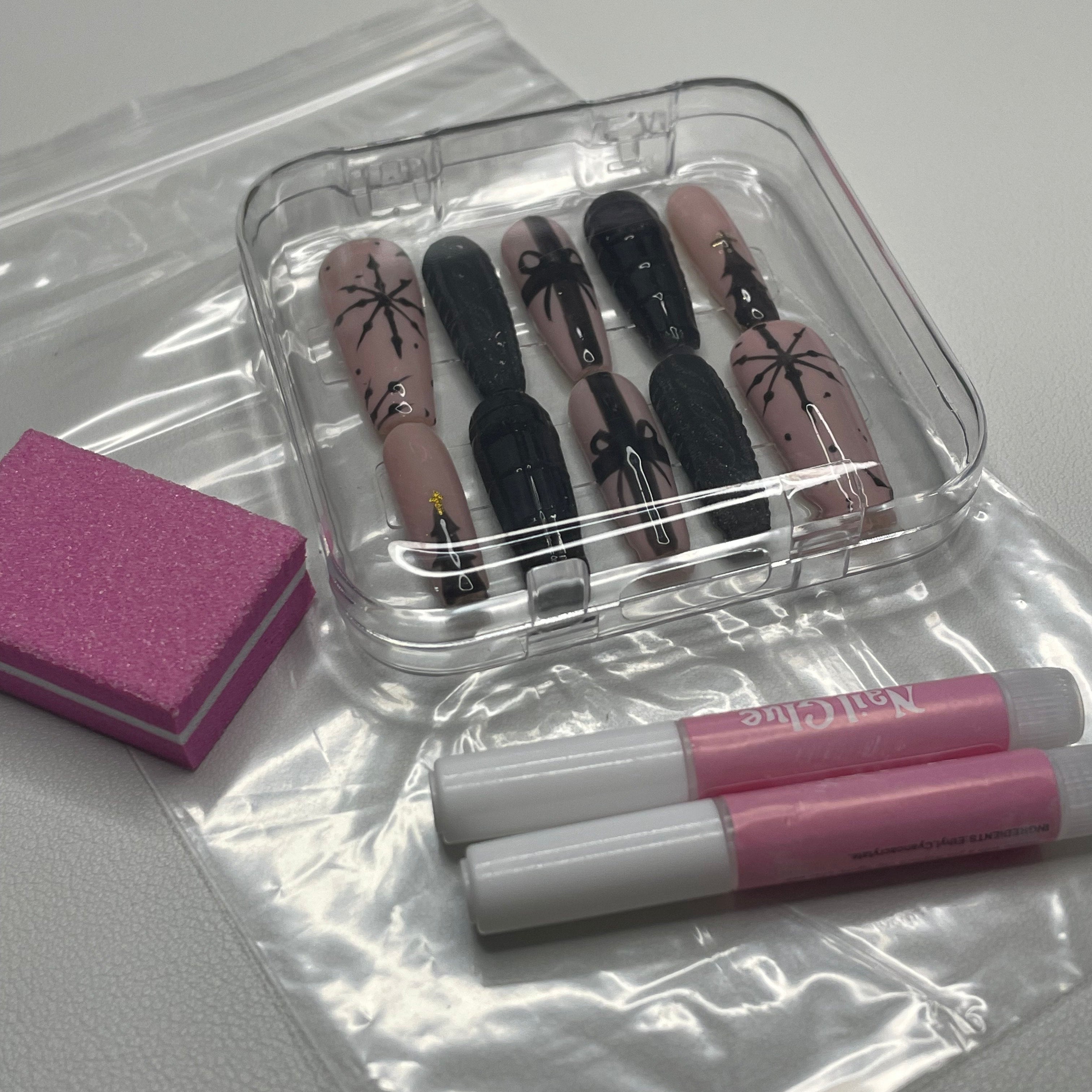 Black Christmas Nails